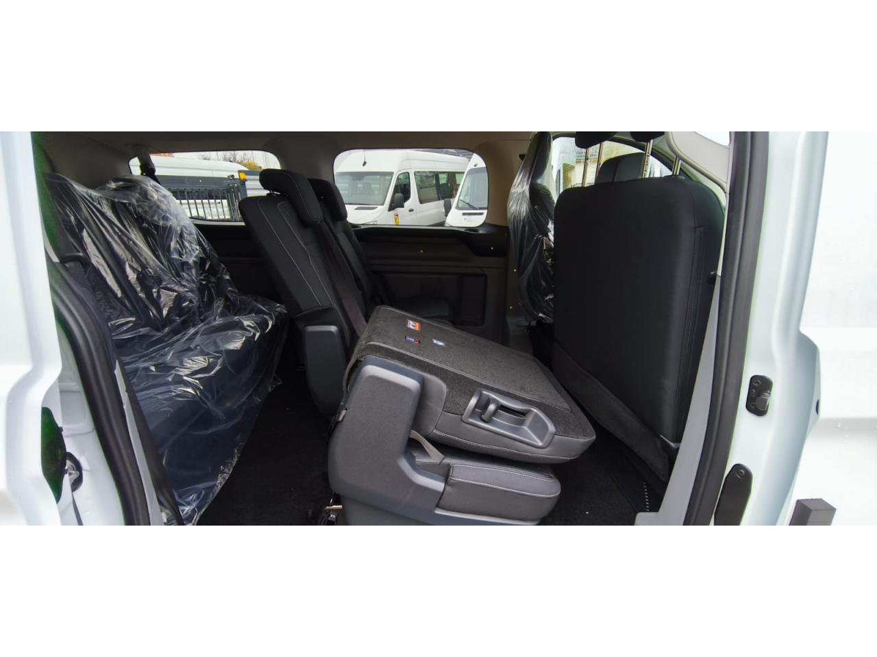 FORD TRANSIT CUSTOM KOMBI