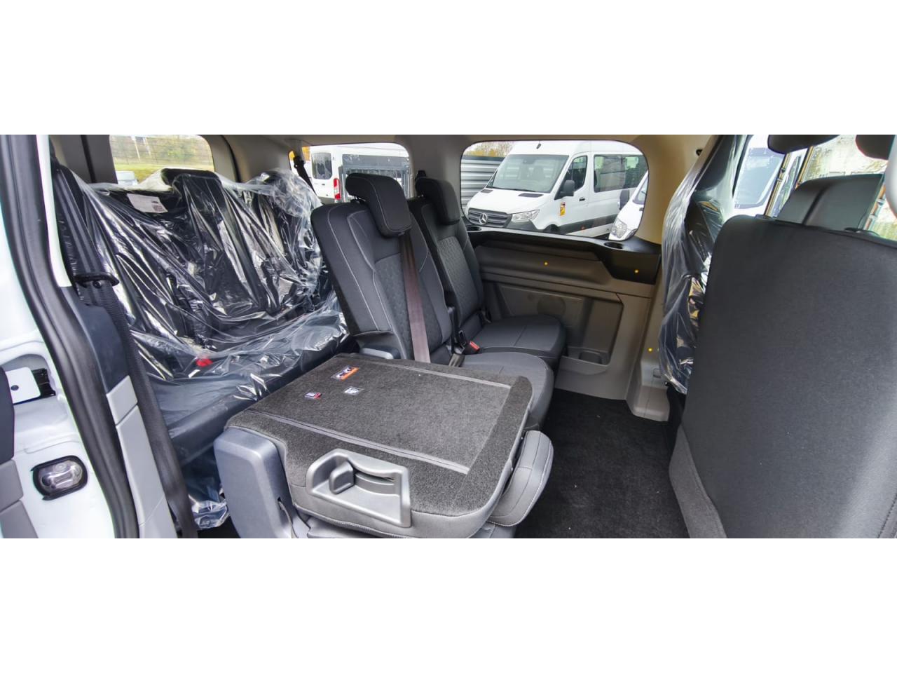 FORD TRANSIT CUSTOM KOMBI