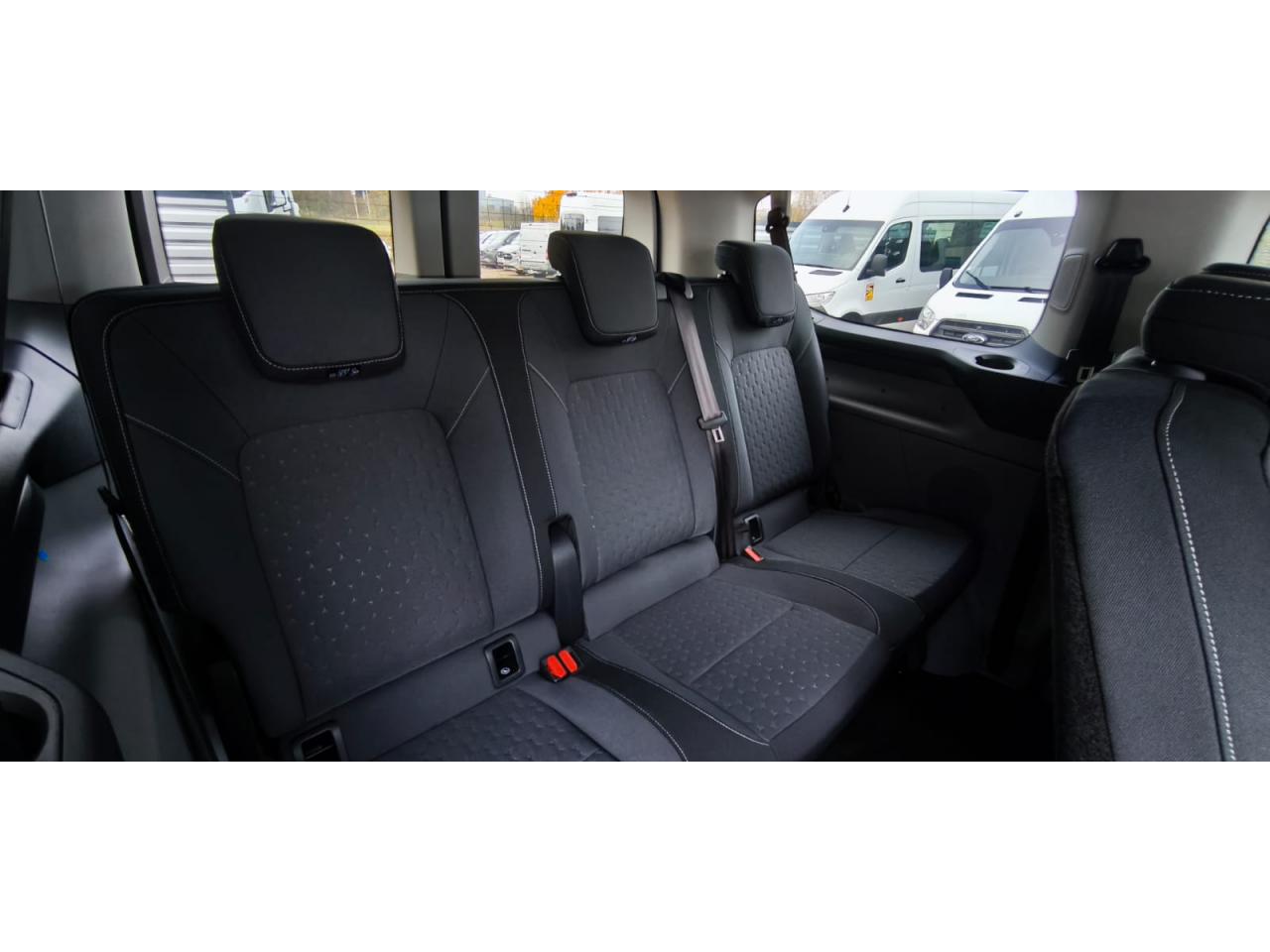 FORD TRANSIT CUSTOM KOMBI