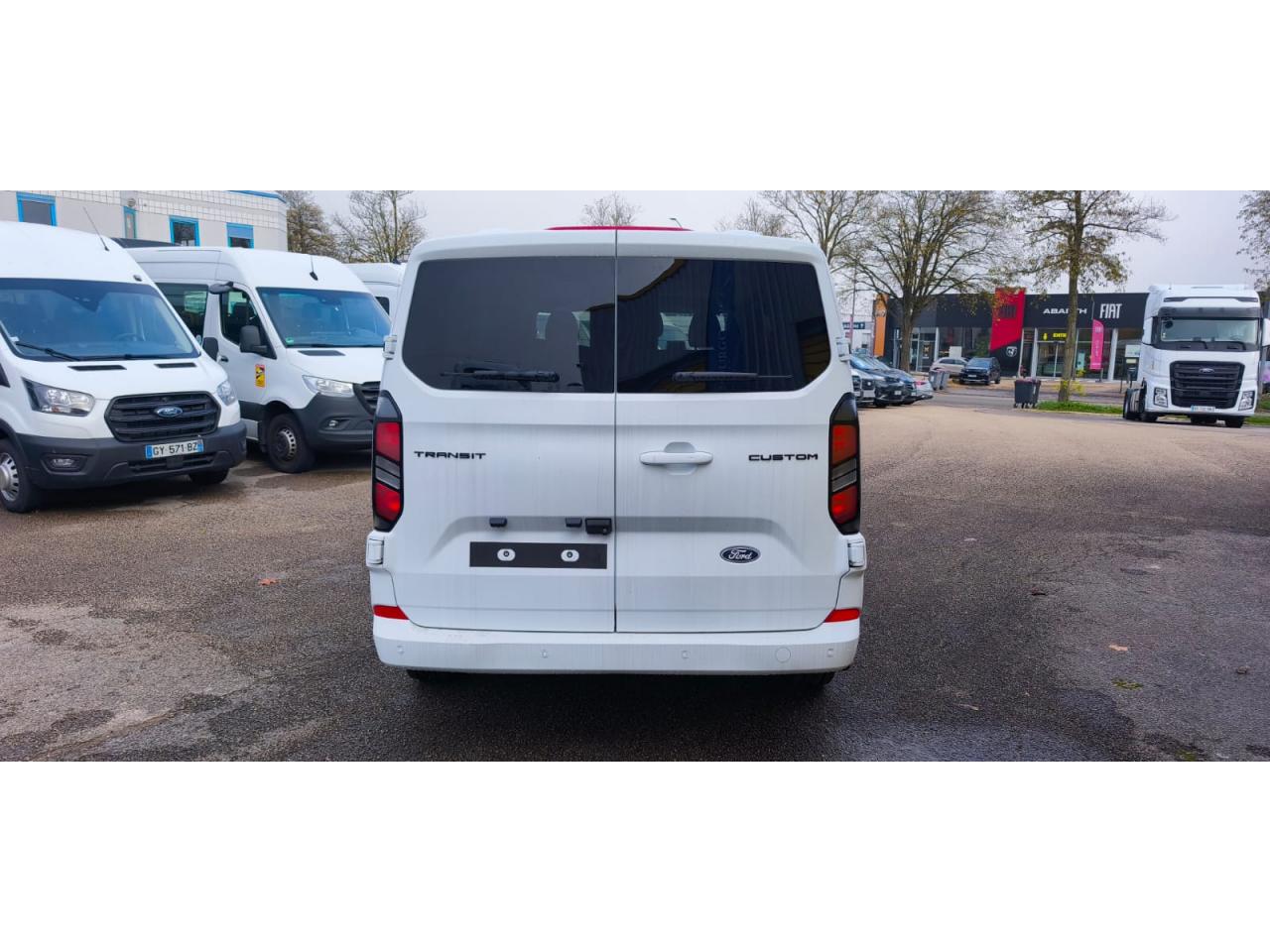 FORD TRANSIT CUSTOM KOMBI