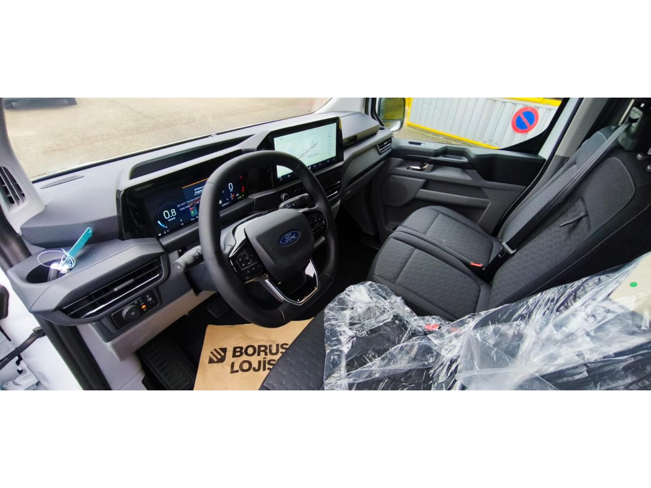 FORD TRANSIT CUSTOM KOMBI