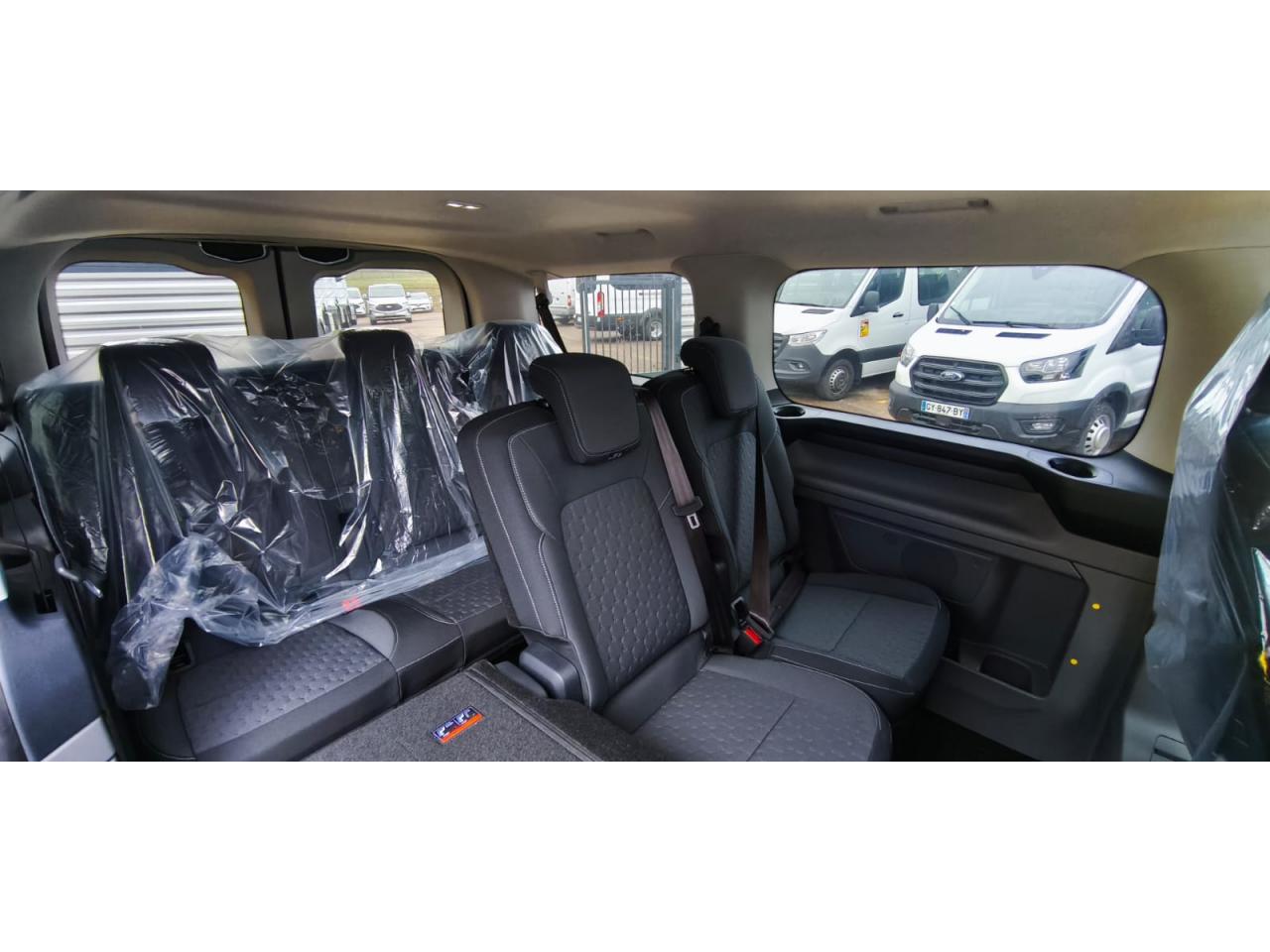 FORD TRANSIT CUSTOM KOMBI