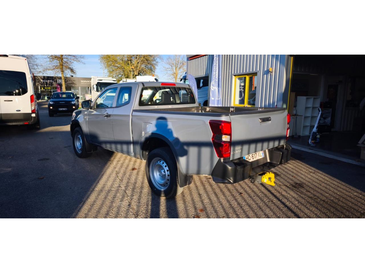 ISUZU D-MAX