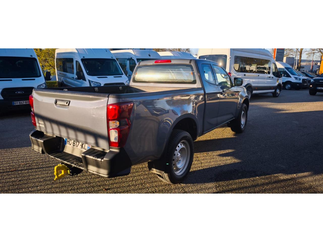 ISUZU D-MAX