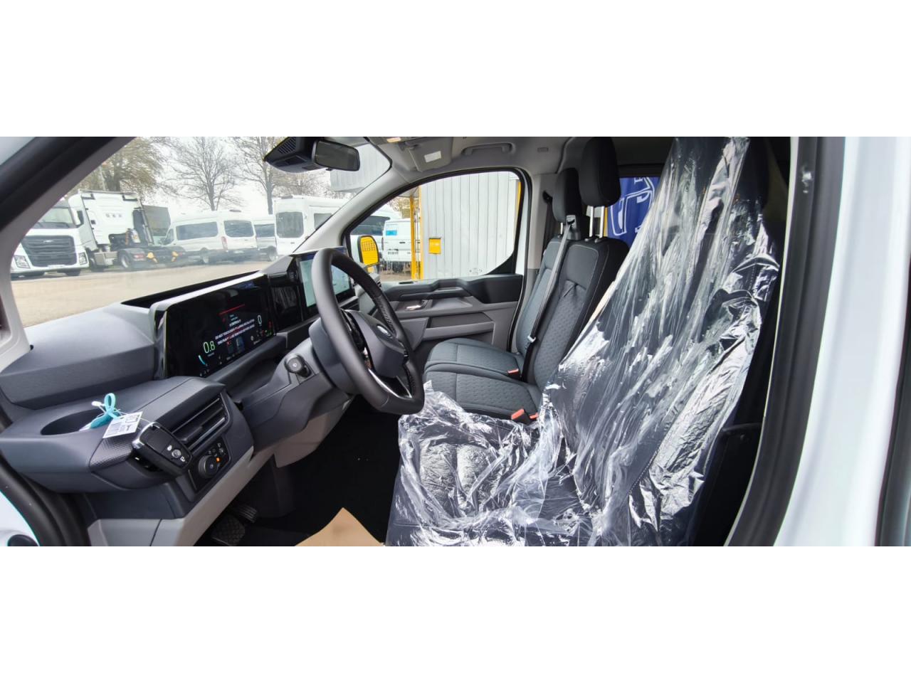 FORD TRANSIT CUSTOM KOMBI