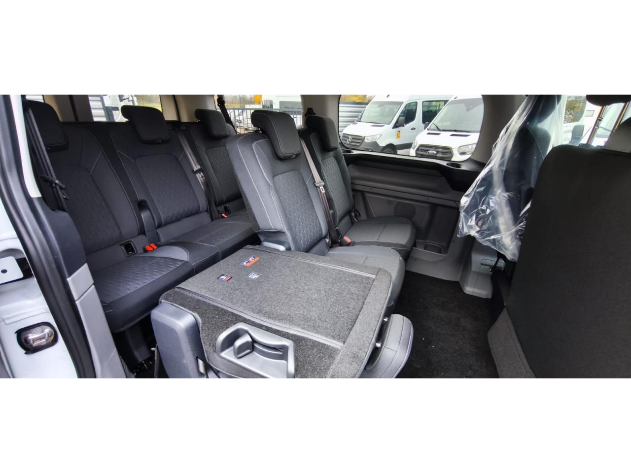 FORD TRANSIT CUSTOM KOMBI