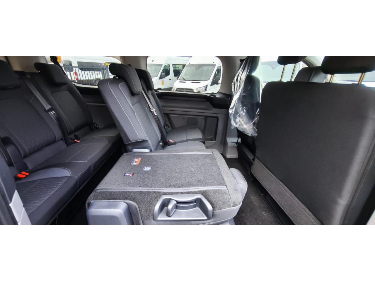 FORD TRANSIT CUSTOM KOMBI