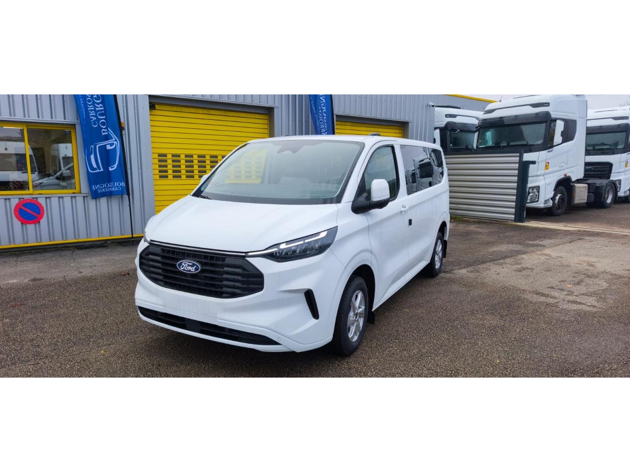 FORD TRANSIT CUSTOM KOMBI
