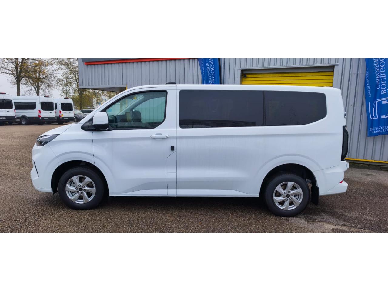 FORD TRANSIT CUSTOM KOMBI