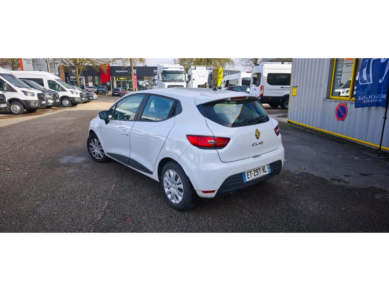RENAULT CLIO