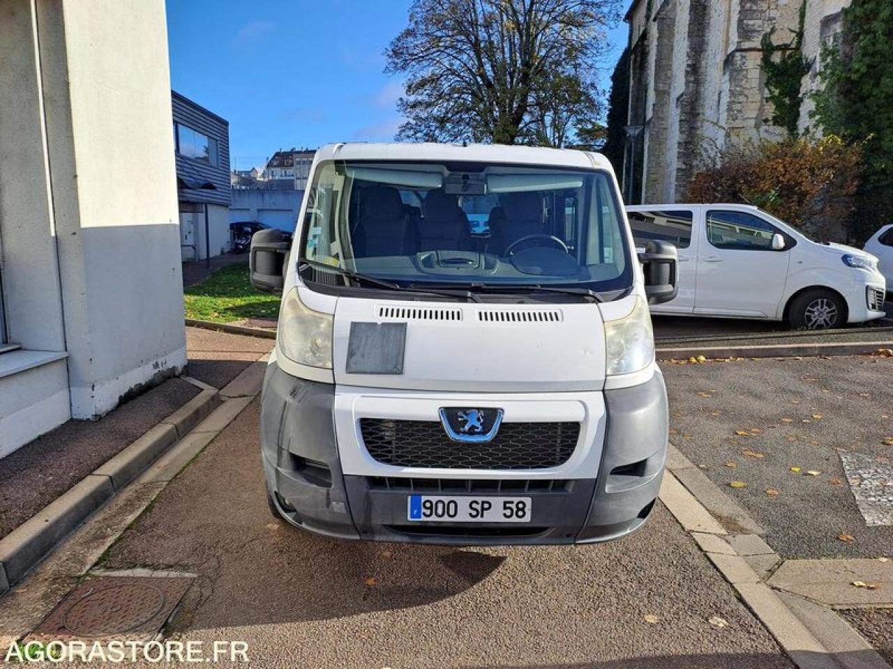 PEUGEOT BOXER