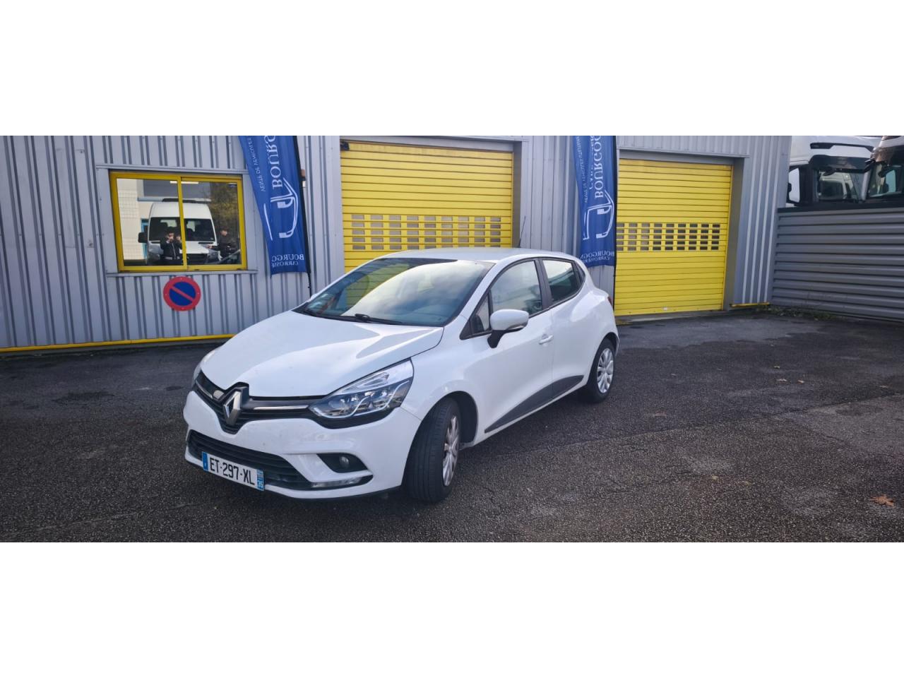 RENAULT CLIO