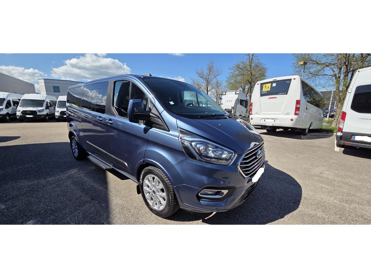 FORD TOURNEO