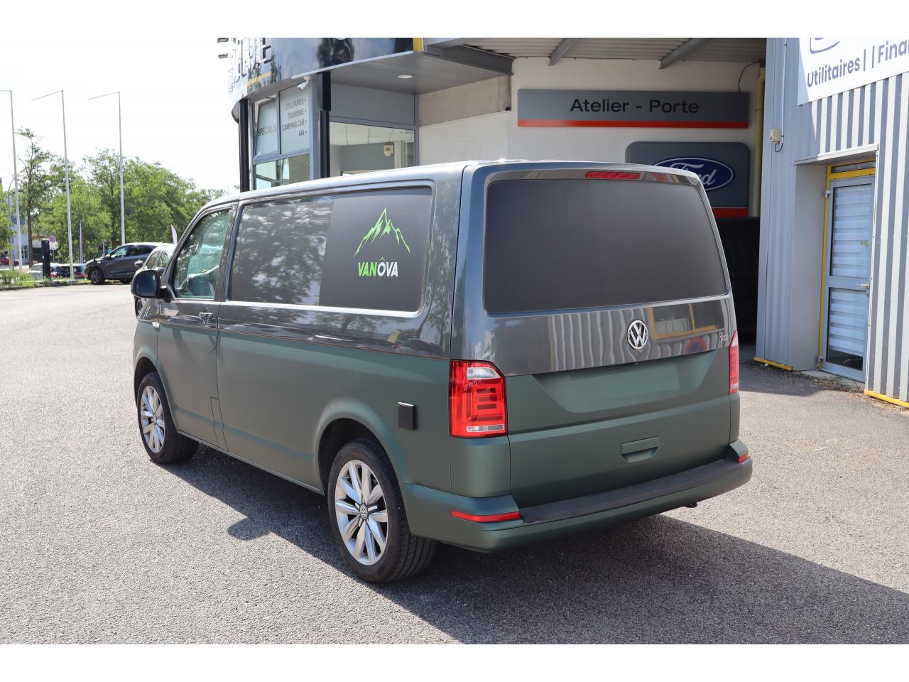 VOLKSWAGEN TRANSPORTER