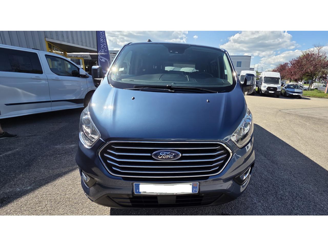 FORD TOURNEO