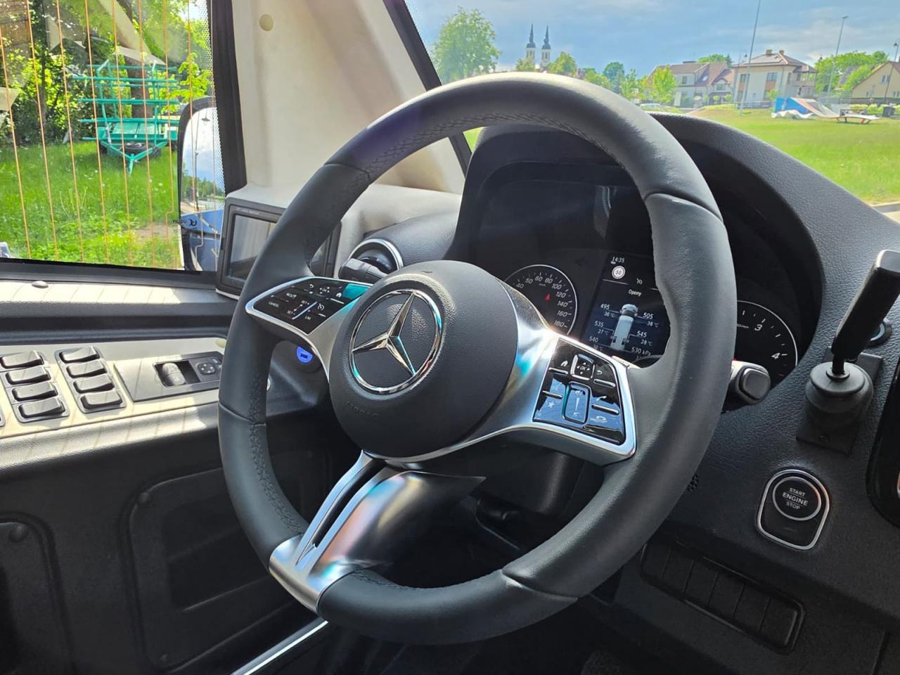 MERCEDES SPRINTER