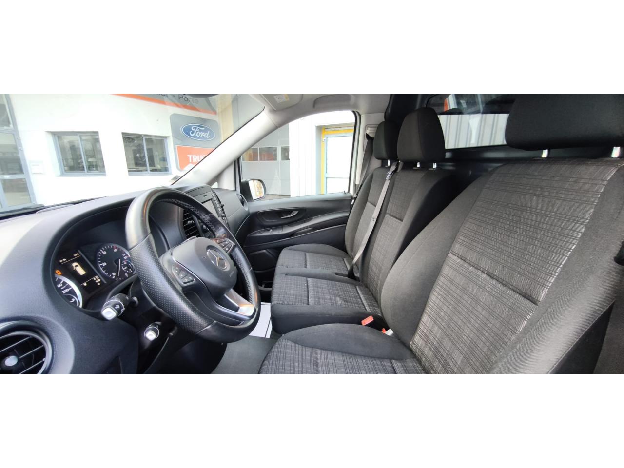 MERCEDES VITO