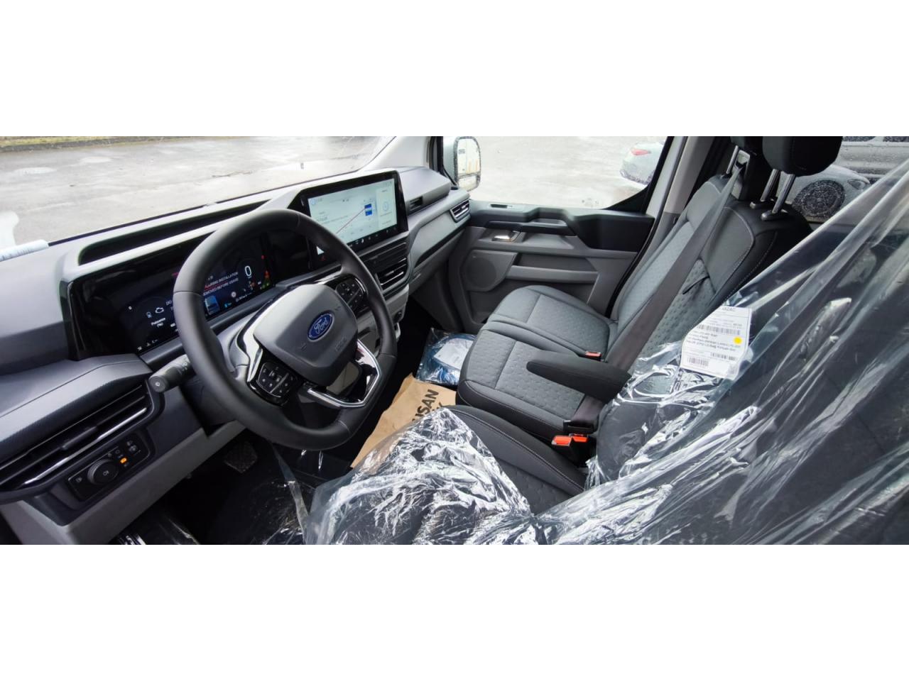 FORD TRANSIT CUSTOM KOMBI