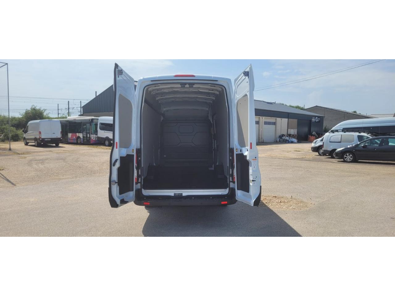 FORD TRANSIT
