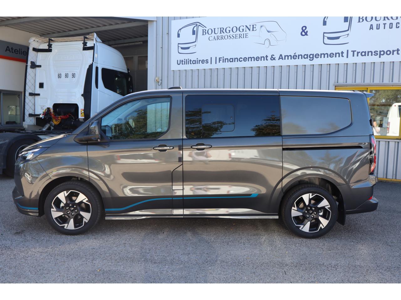 FORD TRANSIT
