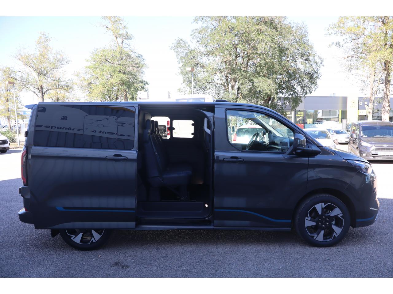FORD TRANSIT