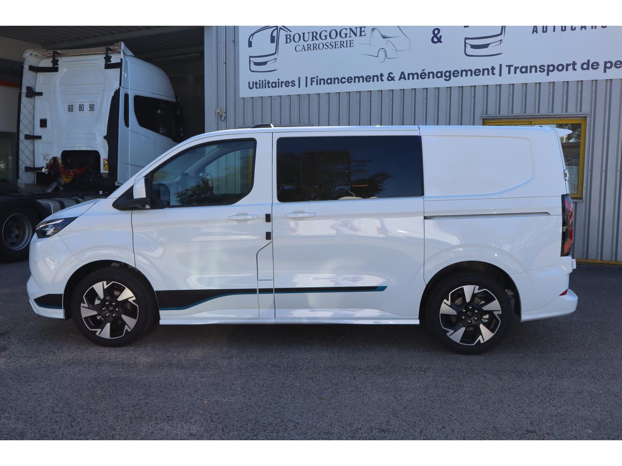 FORD TRANSIT