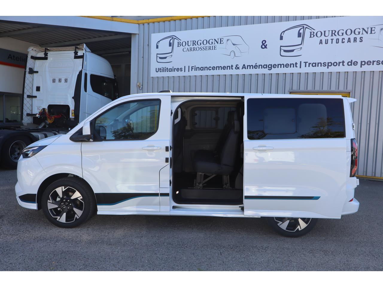 FORD TRANSIT
