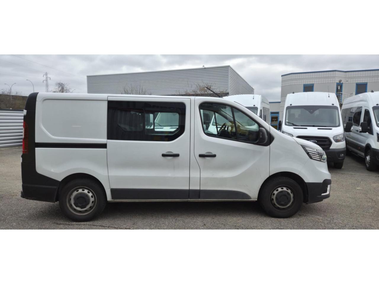 RENAULT TRAFIC
