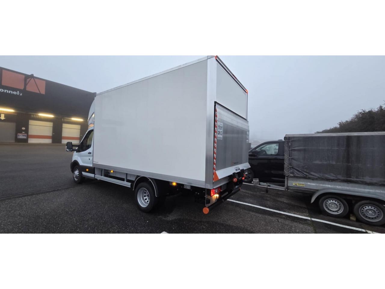 FORD TRANSIT