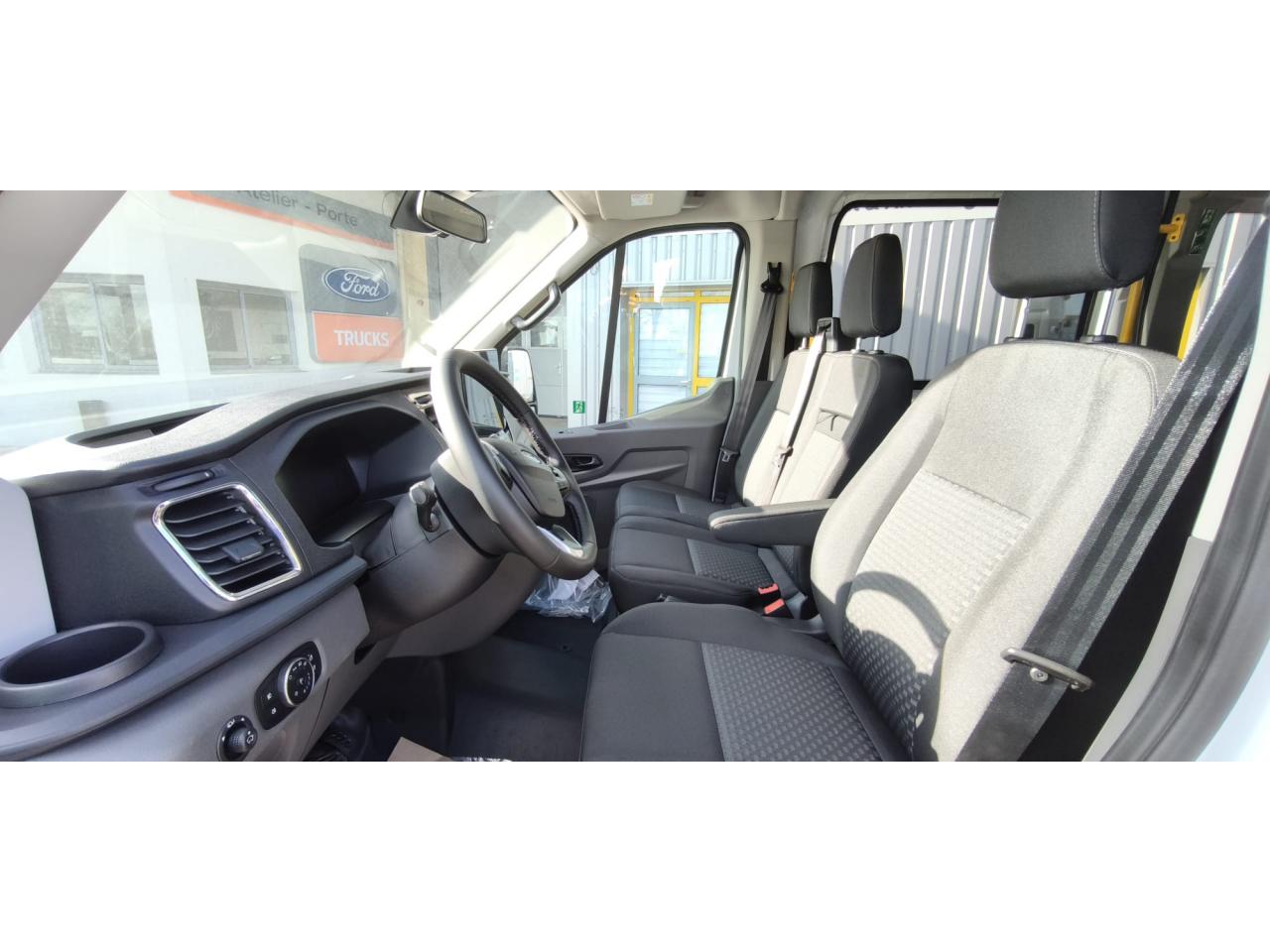 FORD TRANSIT